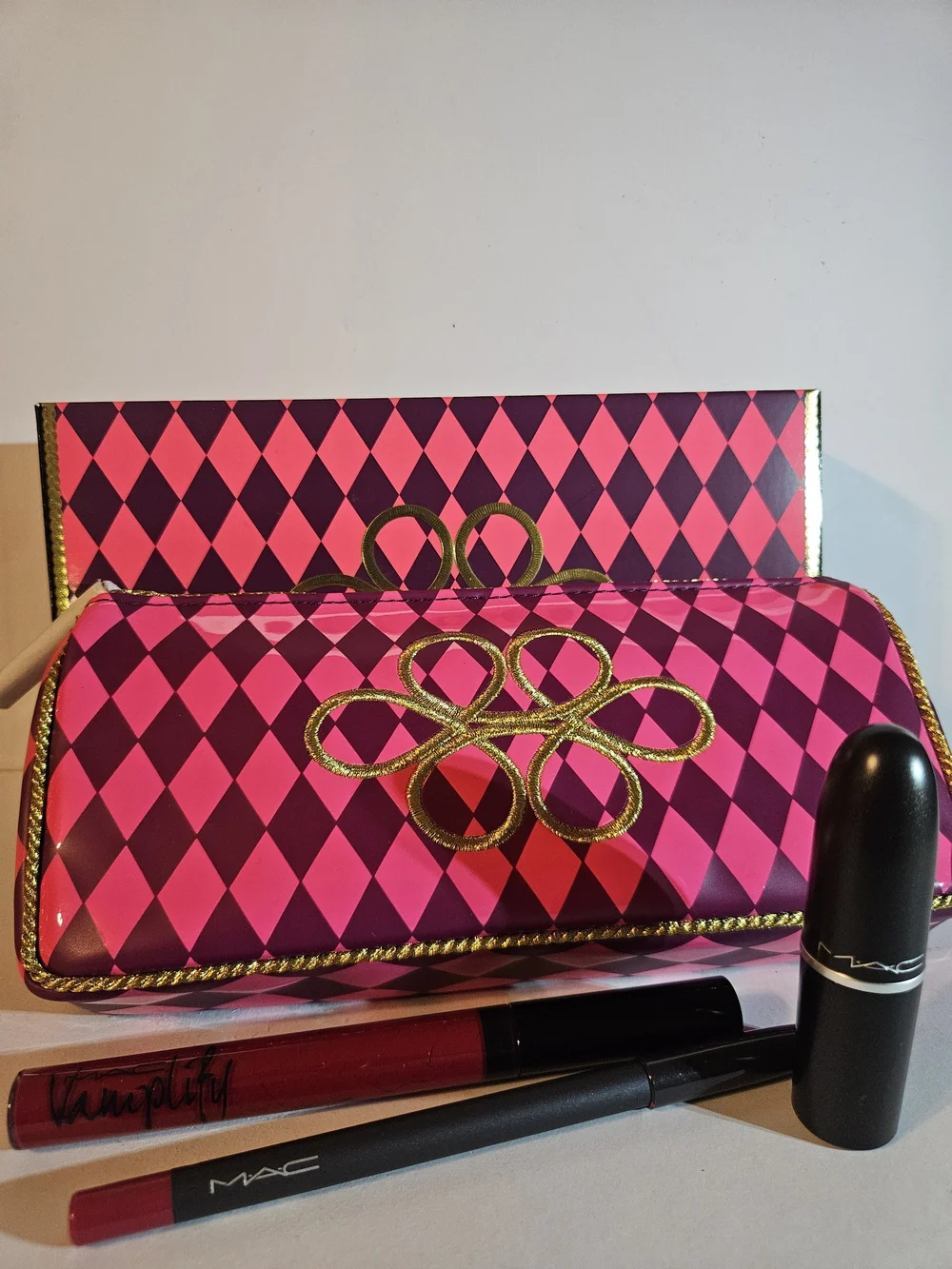 NEW- MAC Cosmetics Nutcracker Sweet Red Lip Kit Limited Edition 100% Authentic